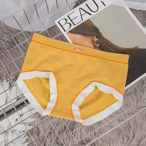 Pack Of 3 New Essential Soft Cotton Breathable Little Crotch Border Linen Panties For Girls And Women's