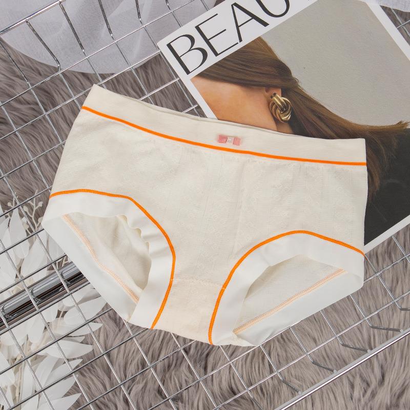 Pack Of 3 New Essential Soft Cotton Breathable Little Crotch Border Linen Panties For Girls And Women's